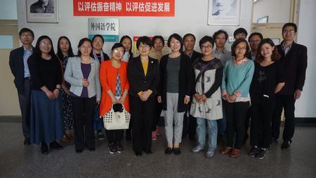 澳门十大正规娱乐游戏网站与德州学院大外部老师合影