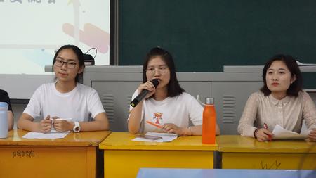 前辈热情给予建议